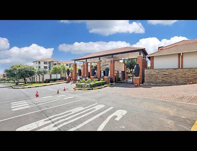 3 BEDROOM PROPERTY TO RENT IN GREENSTONE HILL